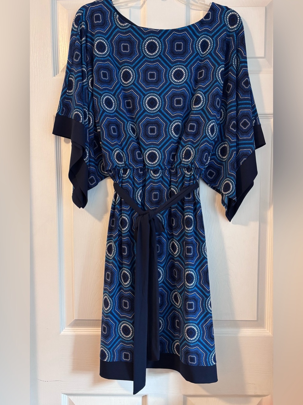 Dress Barn Navy and Blue Geometric Midi Kimono Dress with Tie - size L